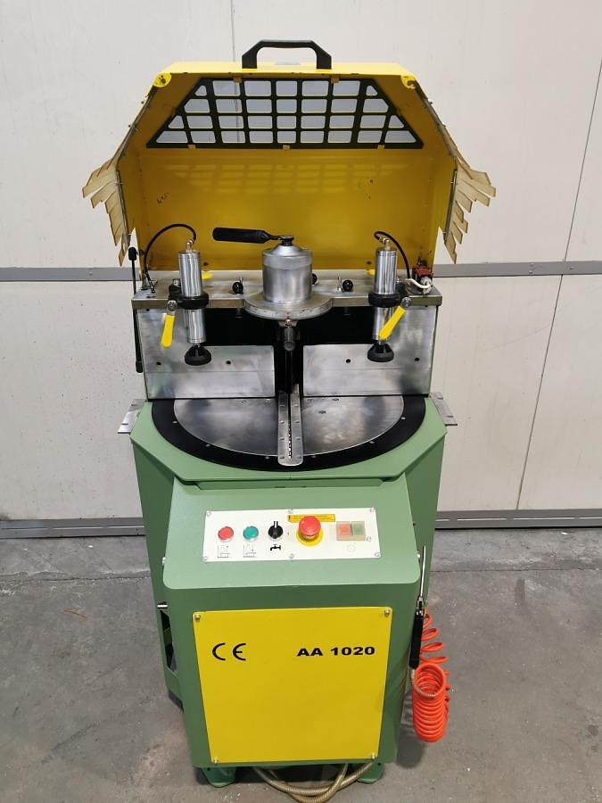 Używane PIŁA JEDNOGŁOWICOWA AUTOMATYCZNA KABAN AA 1020 ROK 2008