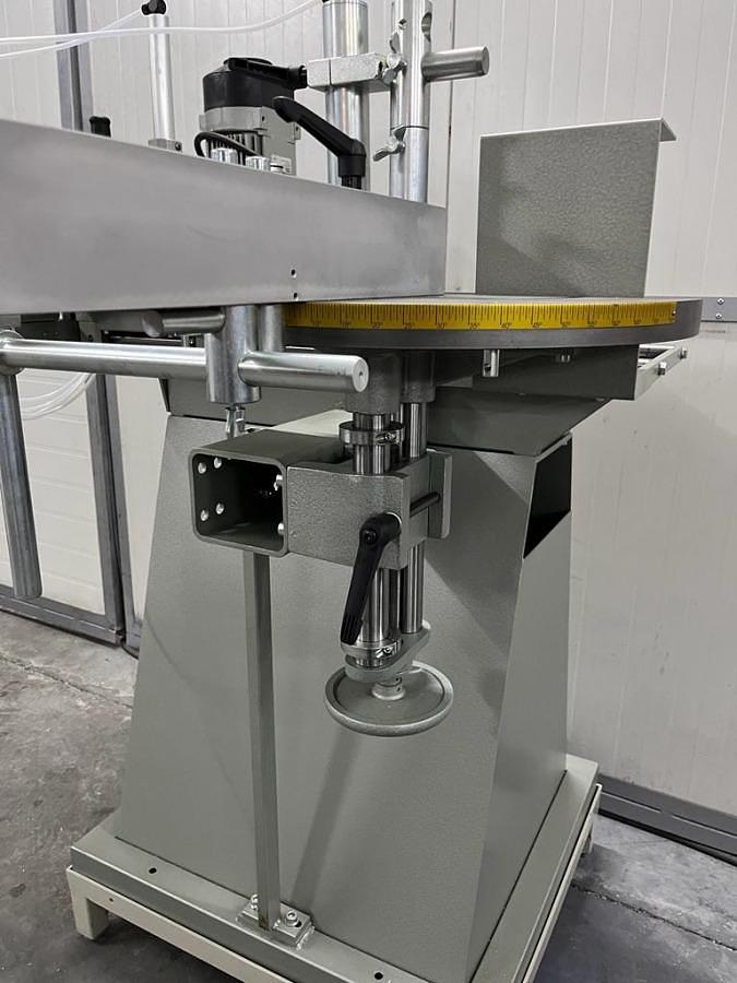 Używane FREZARKA DO SŁUPKA GRAULE AKF 6/300 ROK 2012