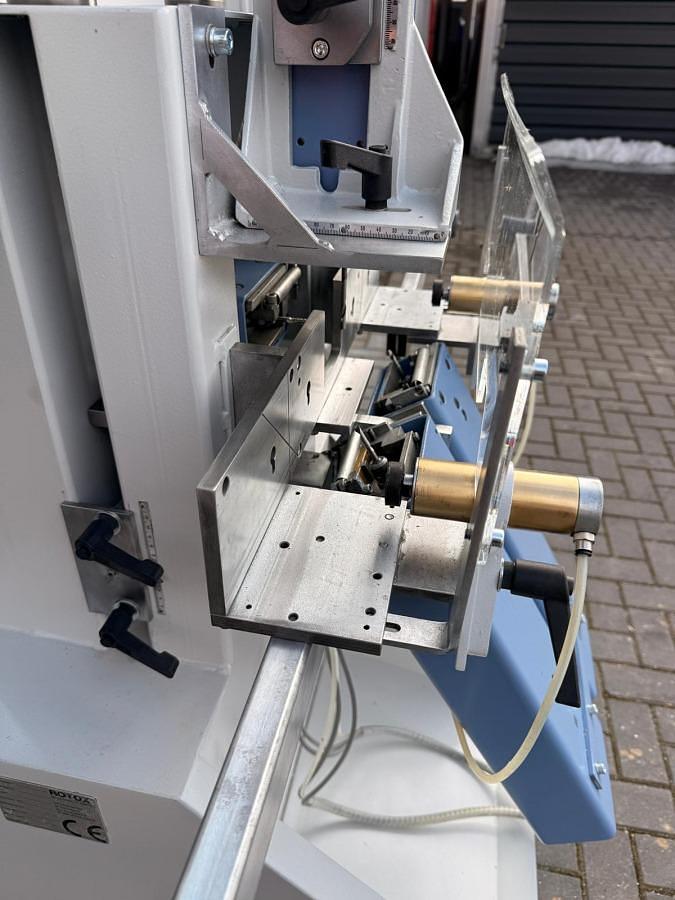 Używane FREZARKA DO ODWODNIEŃ AUTOMAT ROTOX FWS 281 ROK 2001FREZARKA DO ODWODNIEŃ AUTOMAT ROTOX FWS 281 ROK 2001