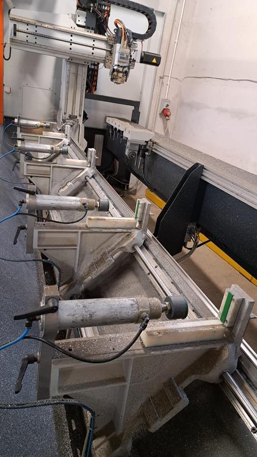 Używane CENTRUM OBRÓBCZE ELUMATEC SBZ 122/70 PLUS ROK 10/2019
