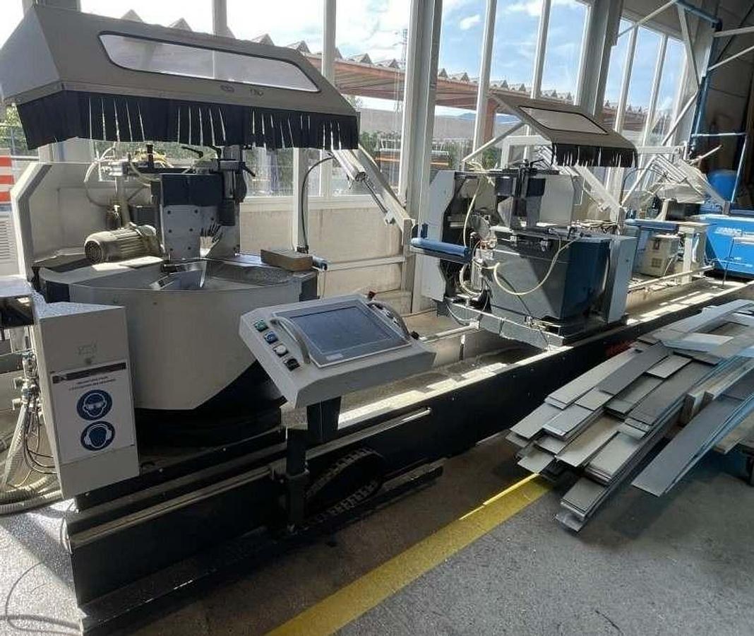Używane PIŁA DWUGŁOWICOWA AUTOMATYCZNA ELUMATEC DG 244 + E580 -5 ROK 2015