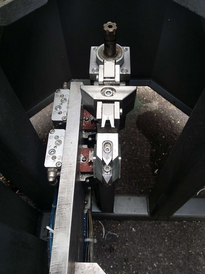 Used CNC BLAST MACHINE KMW APH - LA YEAR 2005