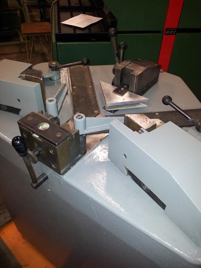 Used CRIMPING MACHINE PRESSTA EISELE PV 10 E YEAR 1997