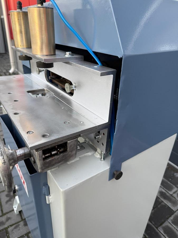Używane KLAMKOWNICA AUTOMAT ROTOX FBO 222 ROK 1999