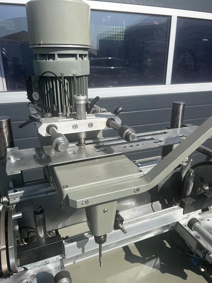 Used MILLING AND COPYING MACHINE RINALDI MAGNUM 360 I YEAR 2003