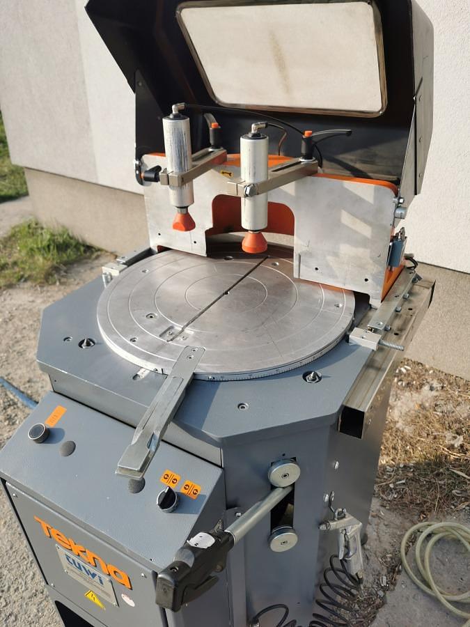 Used TEKNA TK 101M SINGLE HEAD SAW YEAR 2002