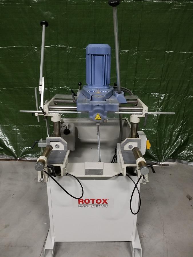 Used MILLING AND COPYING MACHINE ROTOX KF 341 YEAR 2004