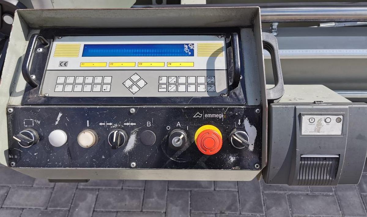 Używane PIŁA AUTOMATYCZNA DWUGŁOWICOWA EMMEGI CLASSIC MAGIC 500 TU/4 ROK 2010