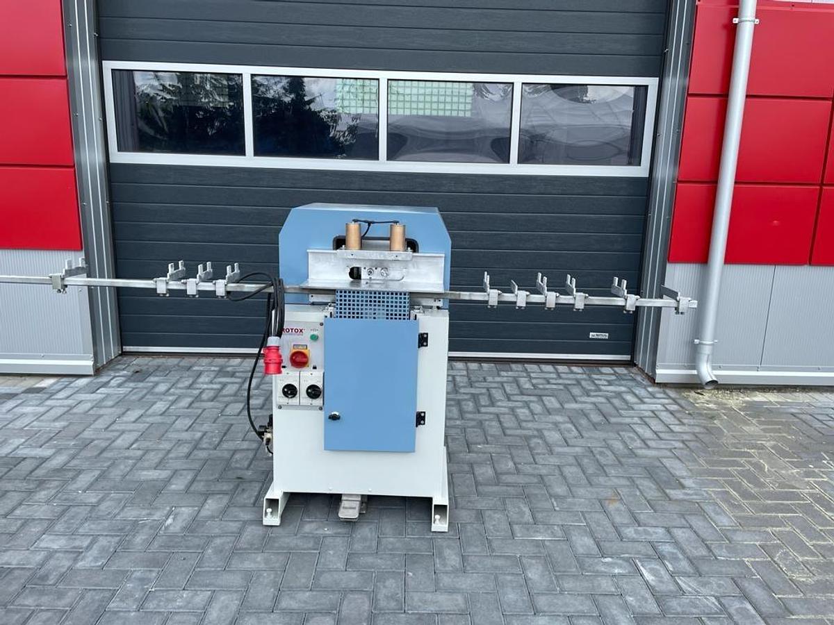 Używane KLAMKOWNICA AUTOMAT ROTOX FBO 224 ROK 2005