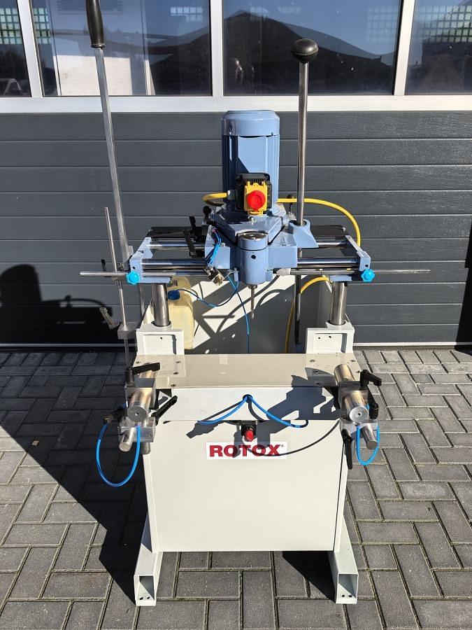Used ROTOX MILLING AND COPYING MACHINE KF 341 EC