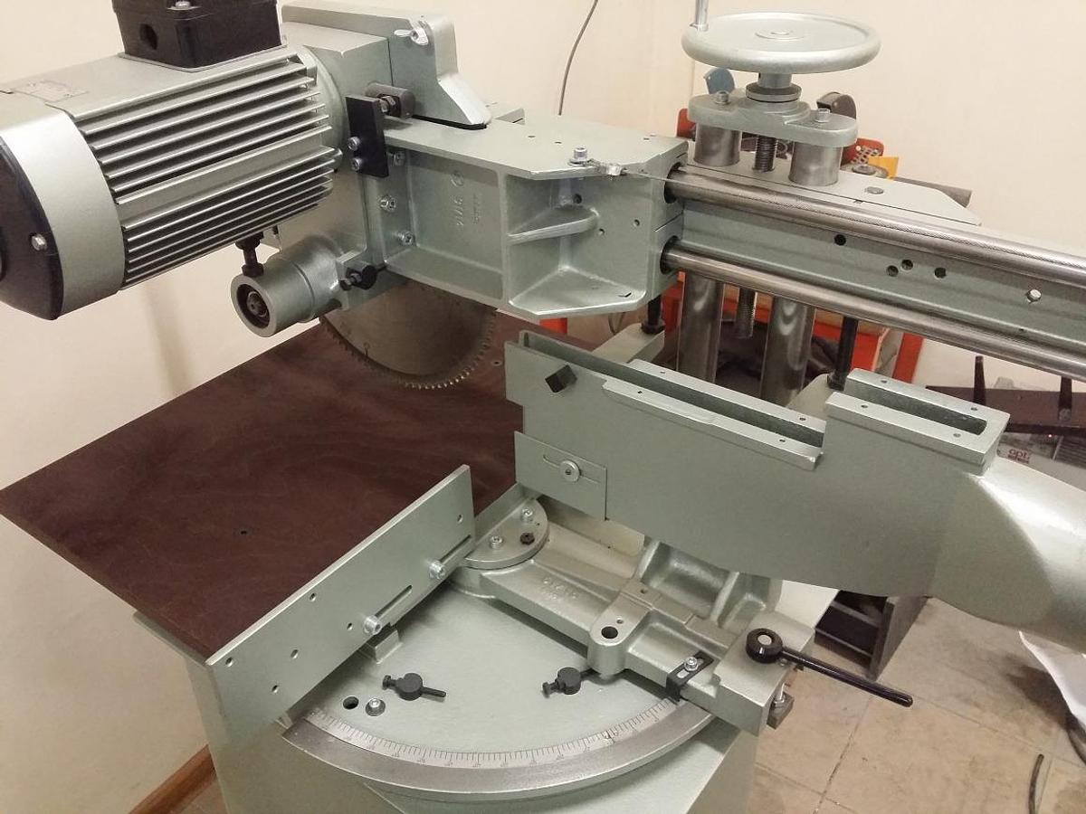 Used SINGLE HEAD GRAULE SAW ZS 135