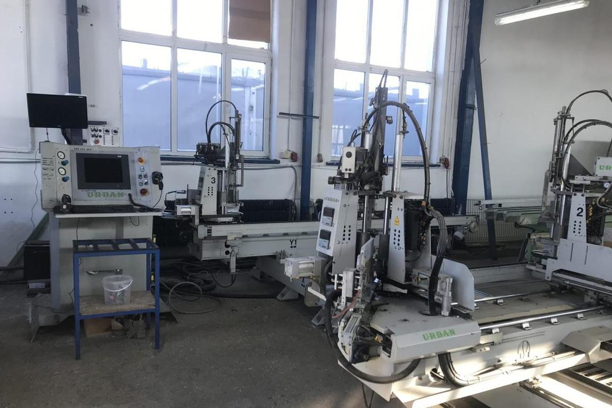 Used FOUR HEAD WELDING MACHINE URBAN AKS 6250 YEAR 2011