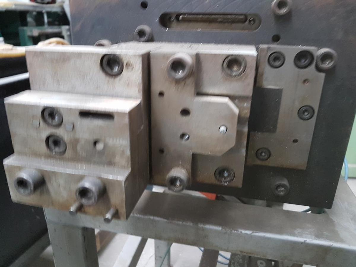 Used HYDROPNEUMATIC MULTIPRESSOR YAWAL
