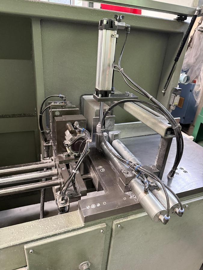 Used AUTOMATIC CUTTING MACHINE PRESSTA EISELE PROFILMA 450 YEAR 2001