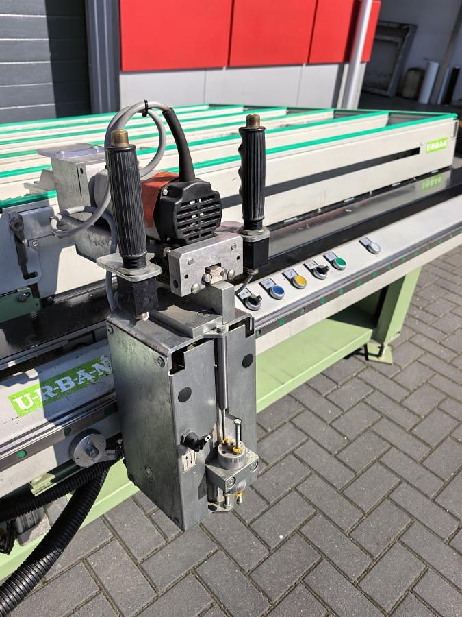 Used URBAN FAS 320 FITTING TABLE YEAR 2010