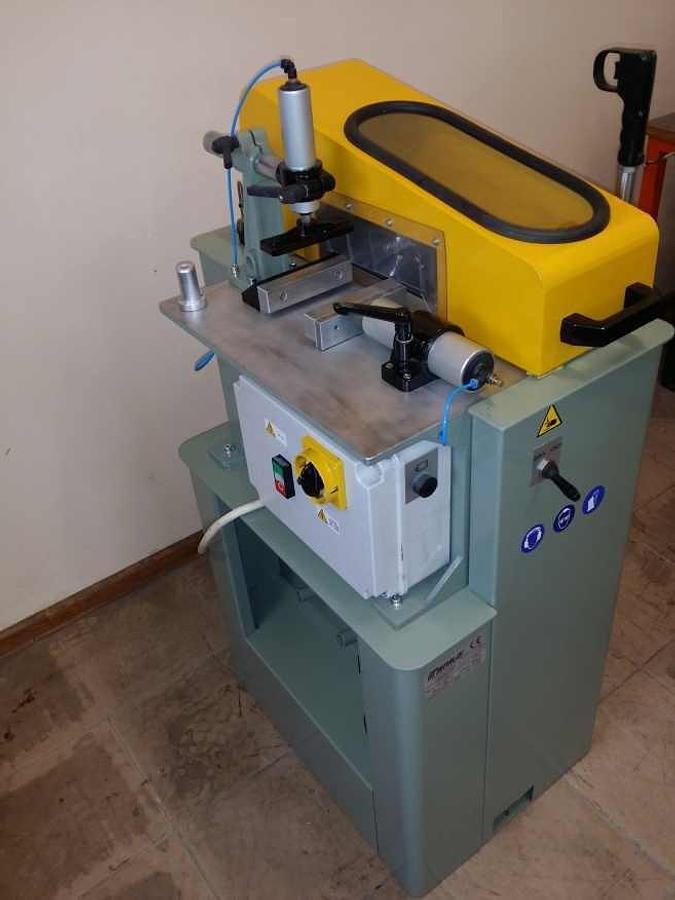 Used POLE MILLING MACHINE RINALDI LILIPUT 1M/P YEAR 1998