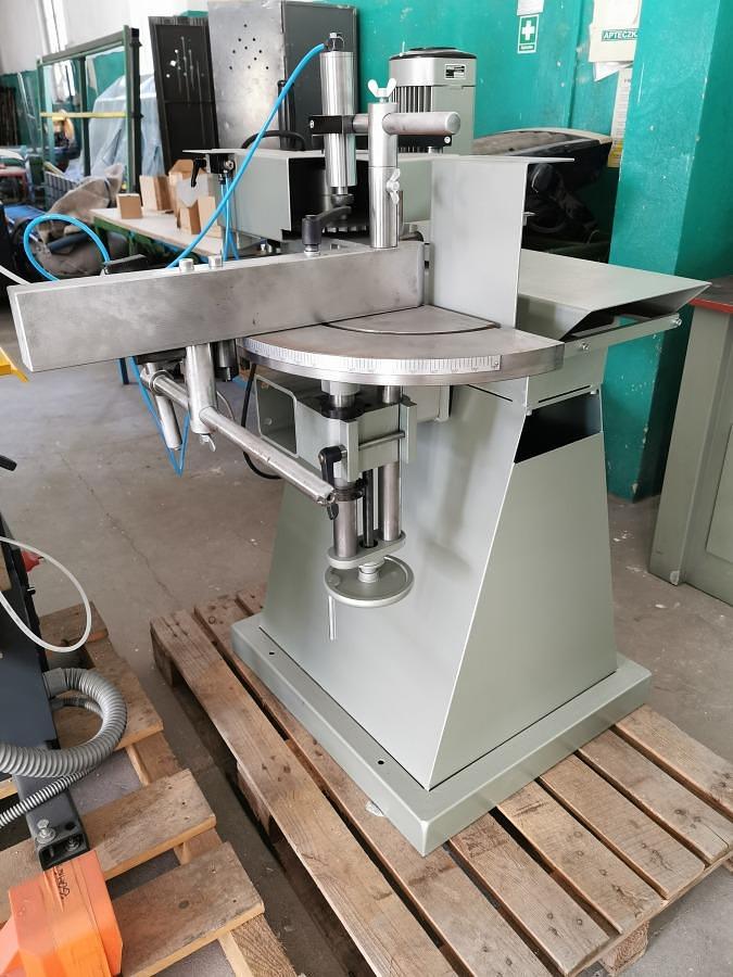 Used POLE MILLING MACHINE GRAULE AKF 6/250