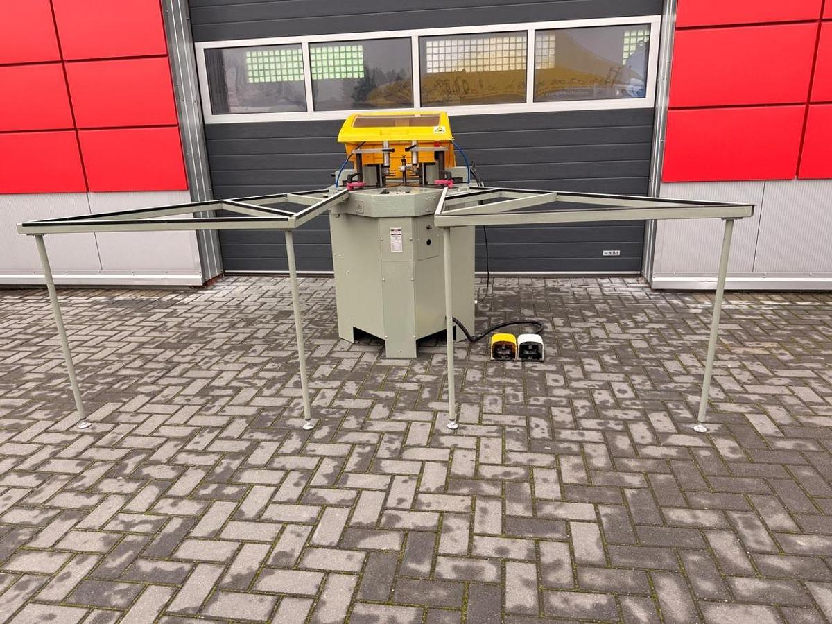 Used CORNER CRIMPING MACHINE PRESSTA ALUMA ITACA YEAR 2014