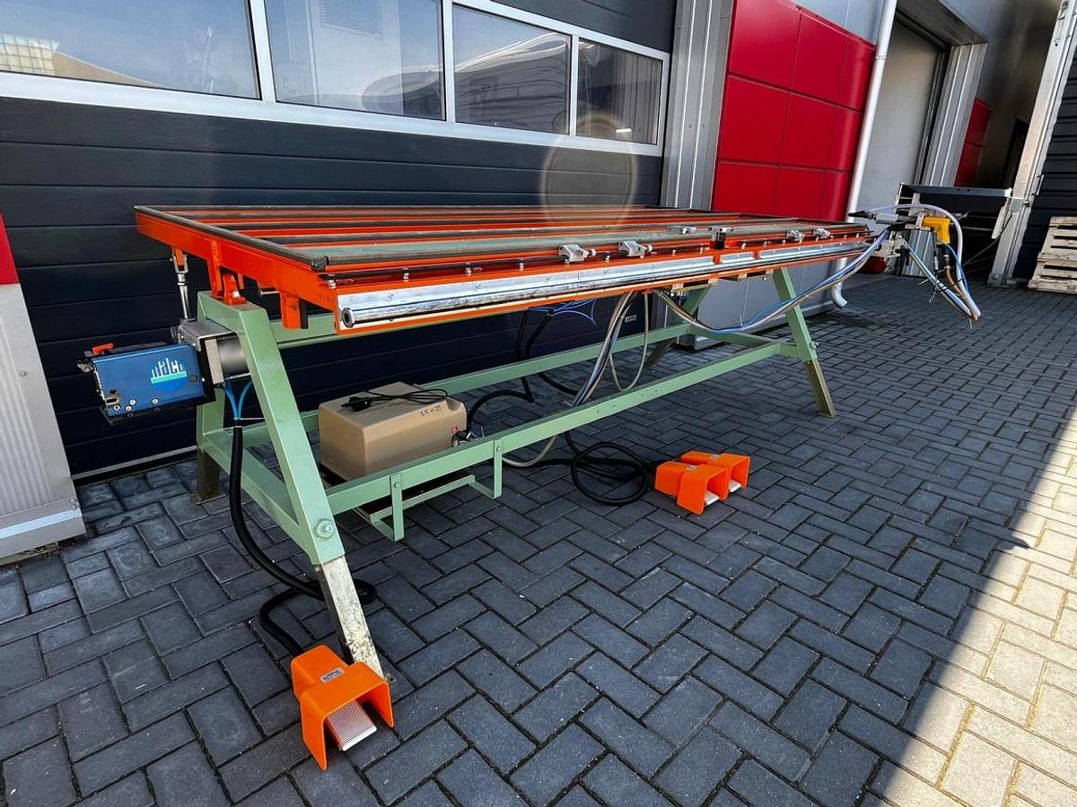 Used FEDERHENN HARDWARE TABLE 27 FC 46.0