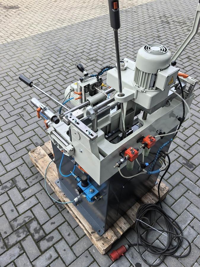 Używane FREZARKO- KOPIARKA ELUMATEC KF 78