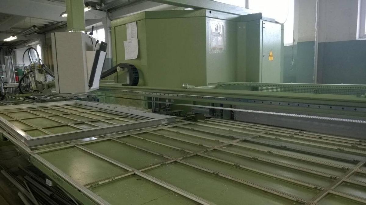 Used WELDING AND CLEANING LINE URBAN YEAR 2005/2006