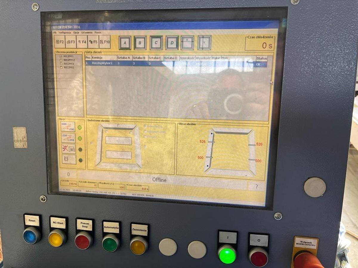 Używane CENTRUM OBRÓBCZE ROTOX ZOR 941 ROK 2008