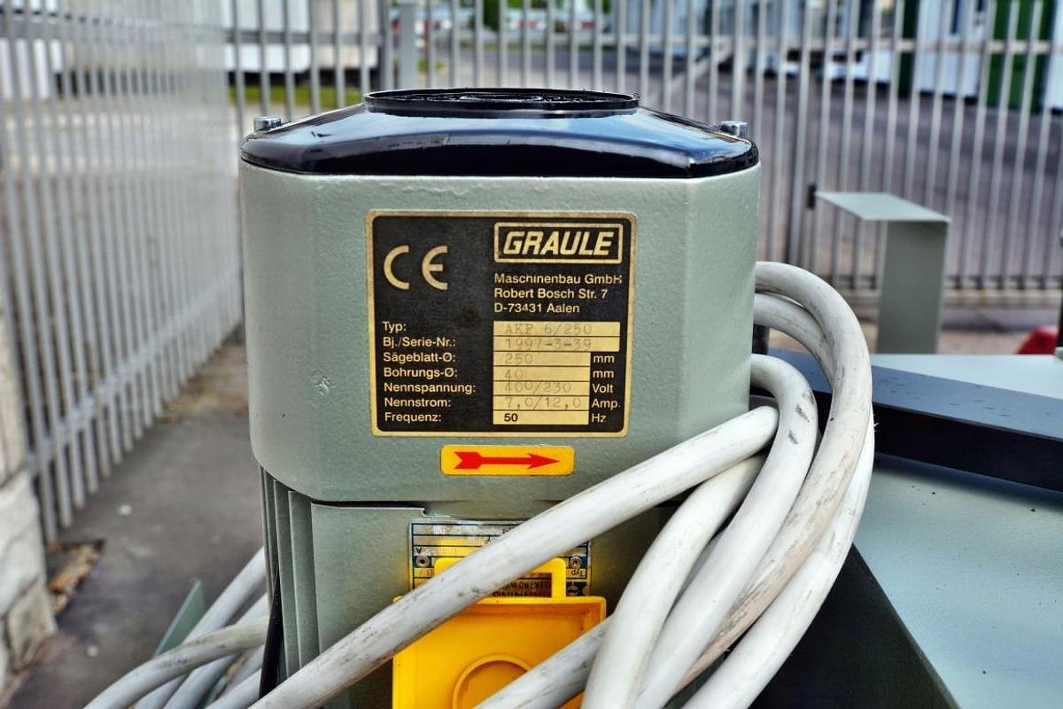 Używane FREZARKA DO SŁUPKA AUTOMATYCZNA GRAULE AKF 6/250