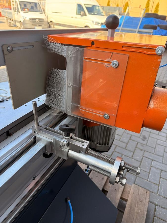 Used 2003 ELUMATEC AF 223 / 00 COLUMN MILL