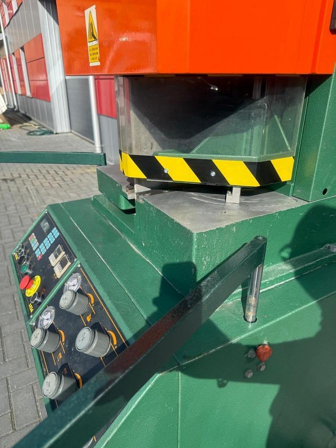 Używane ZGRZEWARKA JEDNOGŁOWICOWA WEGOMA SLV