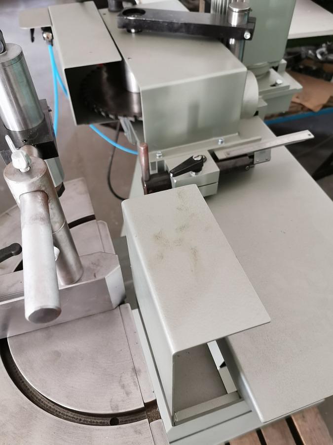 Used POLE MILLING MACHINE GRAULE AKF 6/250