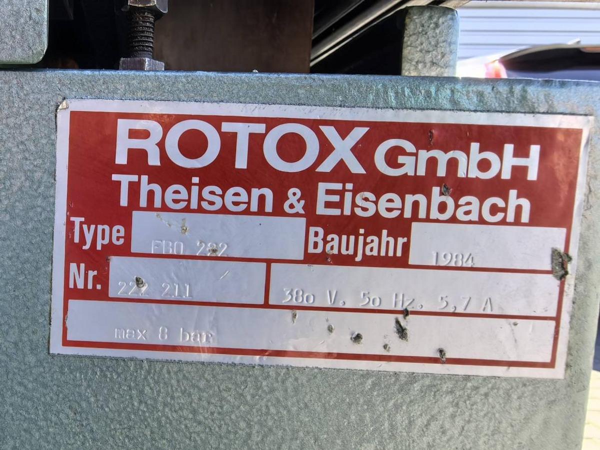 Używane KLAMKOWNICA AUTOMAT ROTOX FBO 222