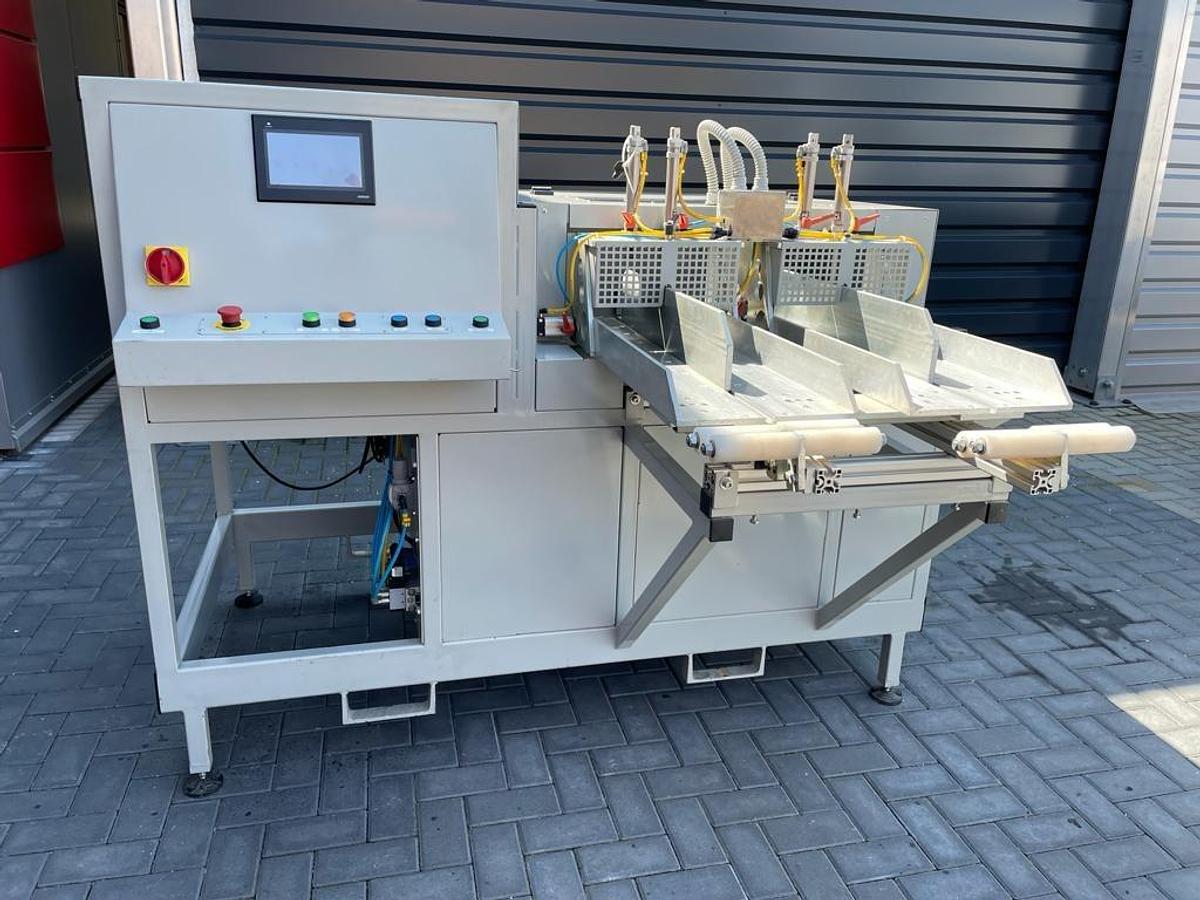 Used SHARPENER , GASKET CUTTER URBAN DFM - 200/4 YEAR 2016