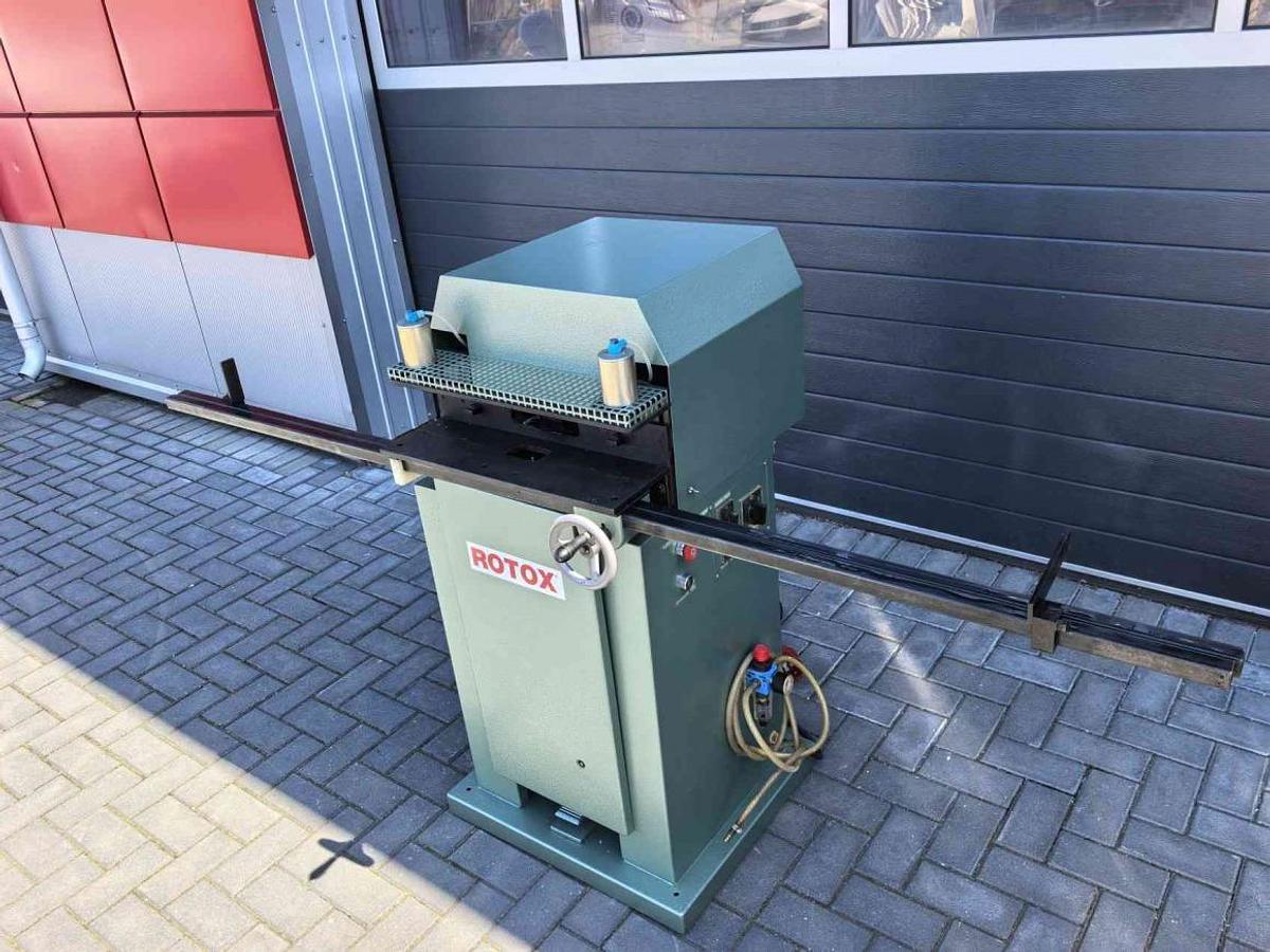 Używane KLAMKOWNICA AUTOMAT ROTOX FBO 222