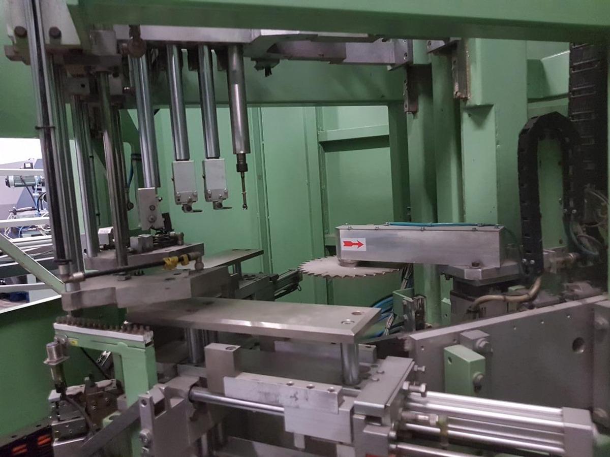 Used CNC CORNER CLEANING MACHINE URBAN SV 530 YEAR 2007