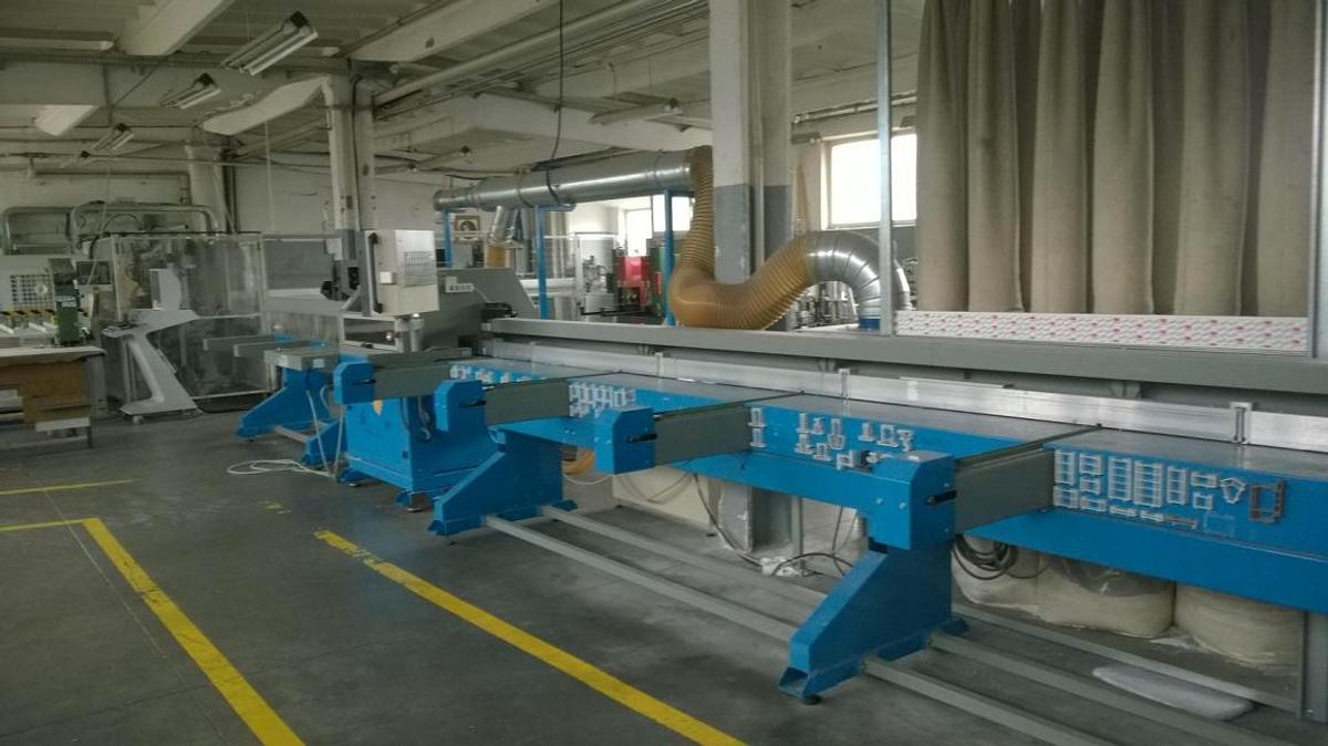 Używane CENTRUM TNĄCE PERTICI SCARABEO UNIVER SC55 ROK 2008