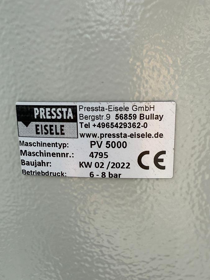 Używane ZAGNIATARKA / ZACISKARKA DO NAROŻY PRESSTA EISELE PV 5000 ROK 2022ZAGNIATARKA / ZACISKARKA DO NAROŻY PRESSTA EISELE PV 5000 NUMER SER 4795 ROK 2022