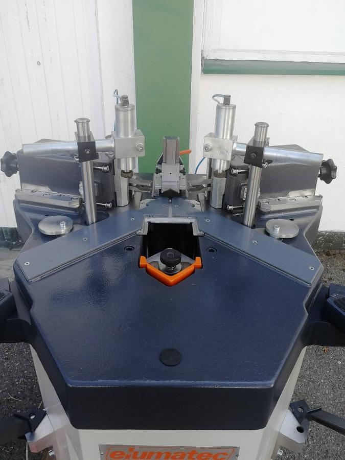 Used CRIMPING MACHINE ELUMATEC EP 124
