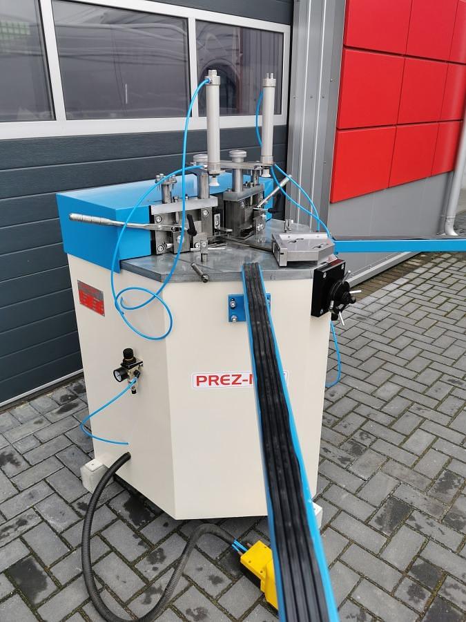 Used CORNERING MACHINE PREZ-MET 99/08 YEAR 2001