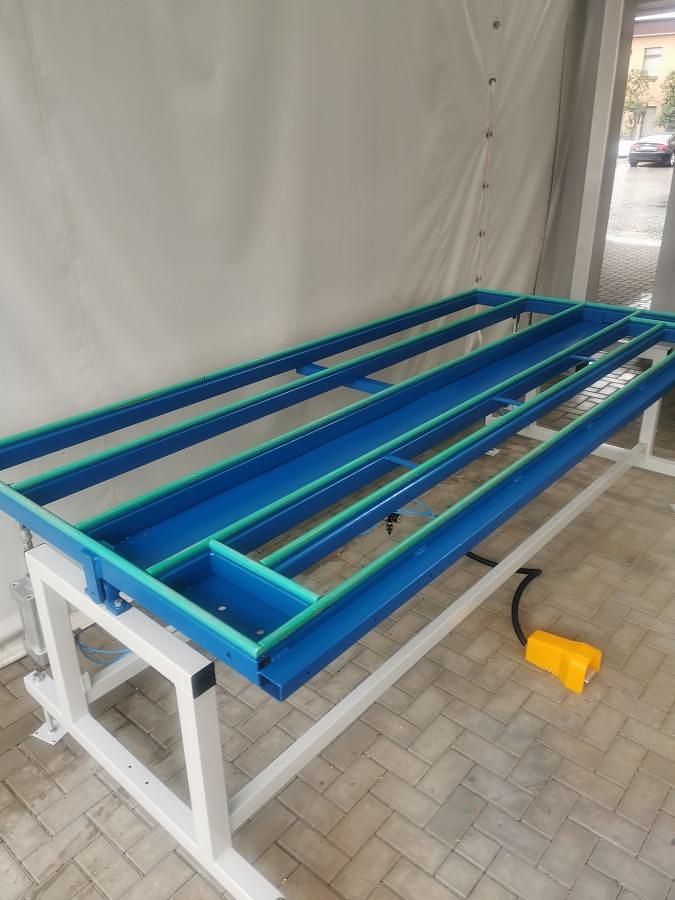 Used FEDERHENN ASSEMBLY TABLE