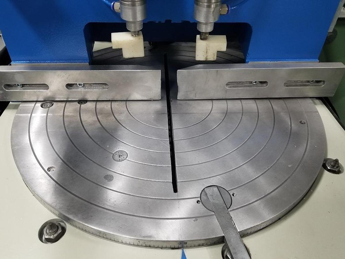 Used SINGLE HEAD ALUMINIUM SAW PREZ-MET AS 400 YEAR 2005