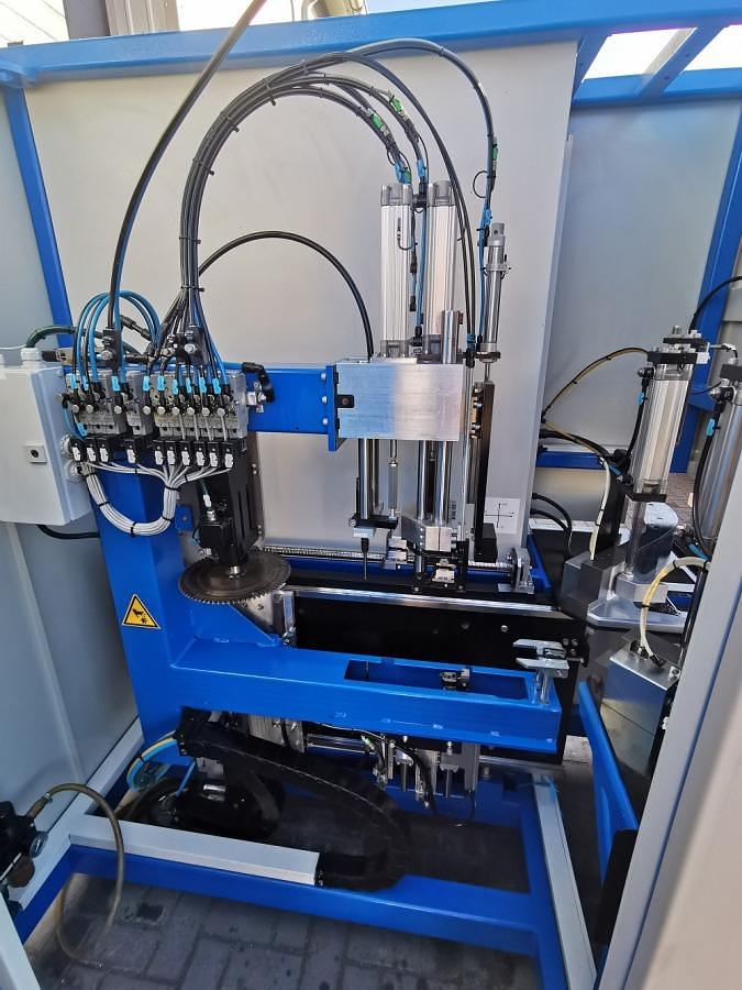 Used CNC CLEANING MACHINE STURTZ - 2 AS JC YEAR 2011