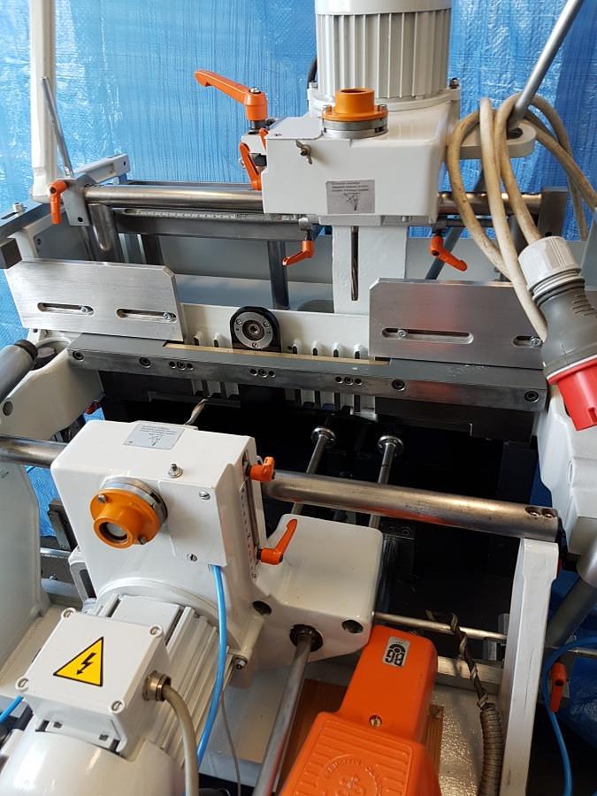 Used MILLING AND COPYING MACHINE ELUMATEC KF 78