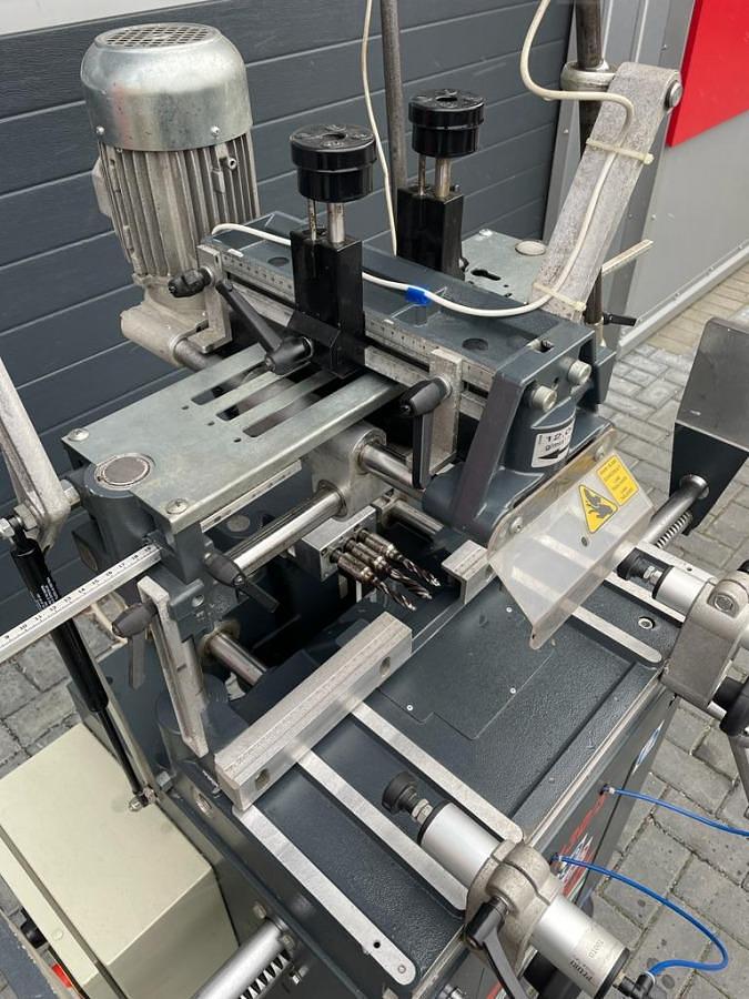 Used MILLING AND COPYING MACHINE (HANDLE) STB F 130/ S YEAR 2004