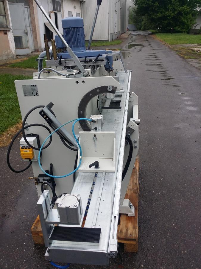 Used MILLING AND COPYING MACHINE ROTOX KF 344 YEAR 2008