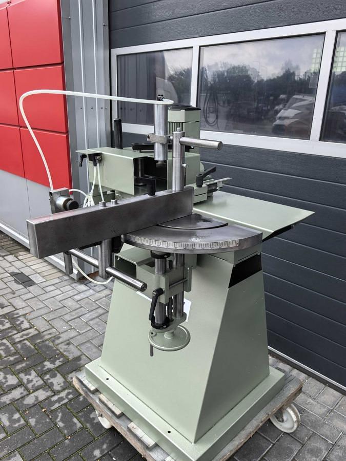 Used POLE MILLING MACHINE GRAULE AKF 6/250