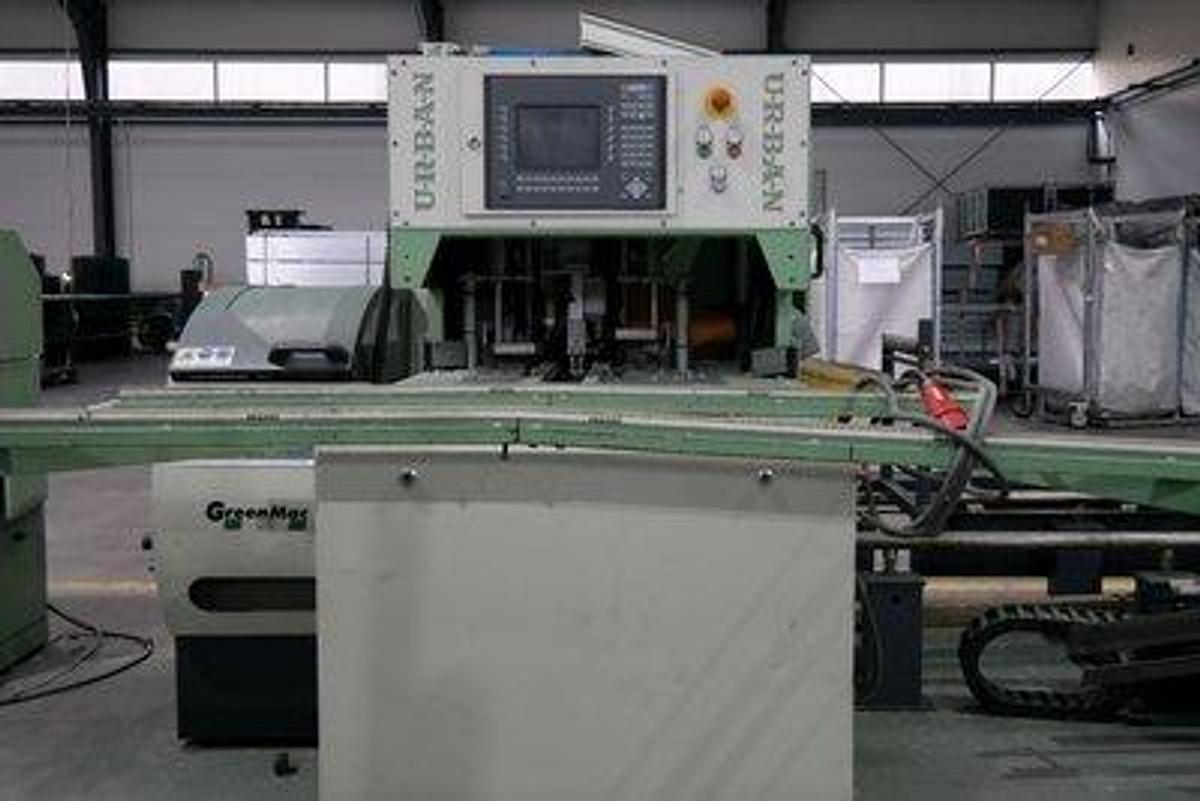 Używane OCZYSZCZARKA AUTOMATYCZNA CNC URBAN SV 310 ROK 2006