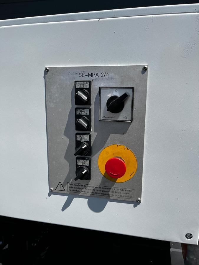 Used CLEANING MACHINE ELUMATEC SE MPA 4 YEAR 1998