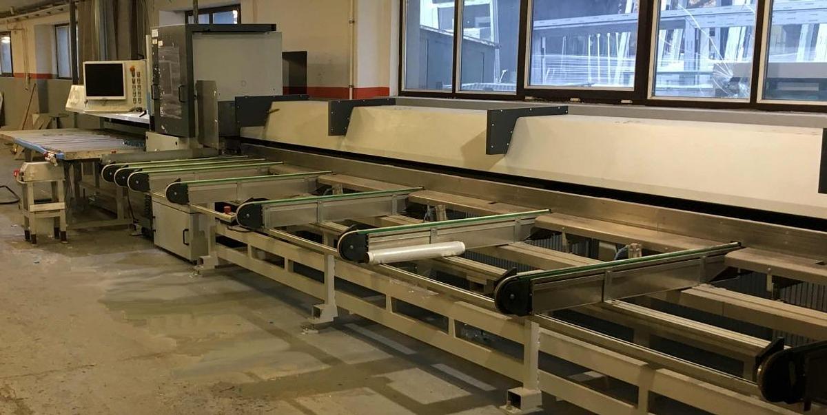 Used FEDERHENN CUTTING CENTRE ZA550 YEAR 2011