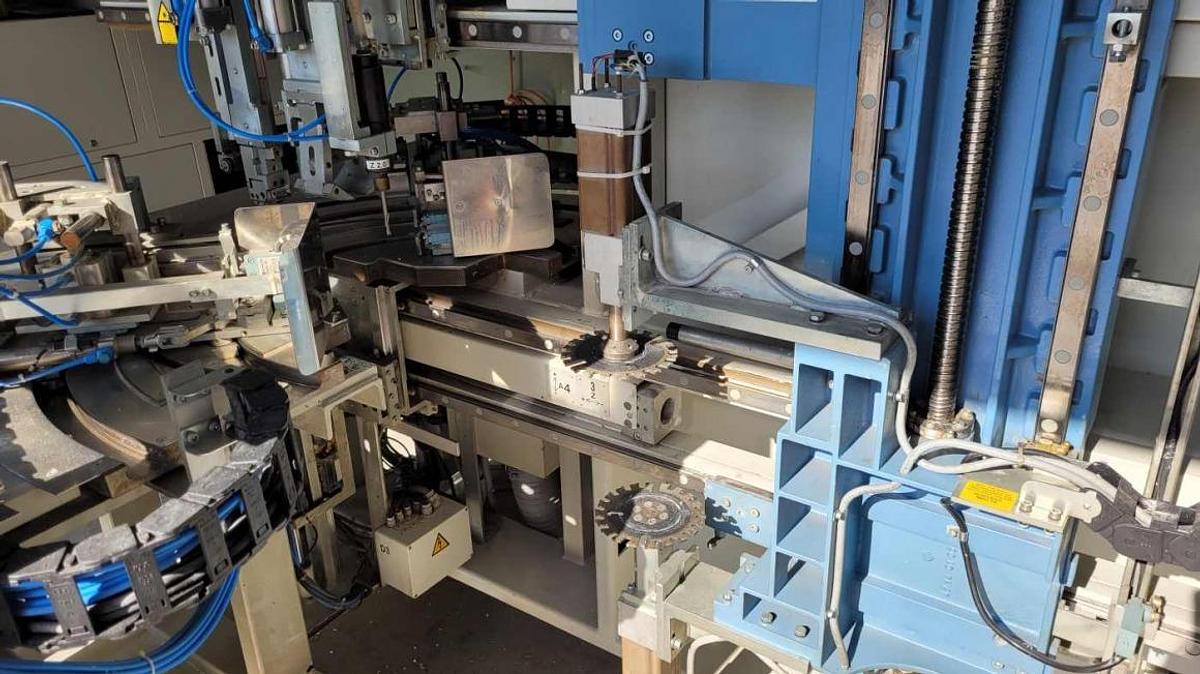 Używane OCZYSZCZARKA CNC DO NAROŻY ROTOX EPA 473 ROK 2000