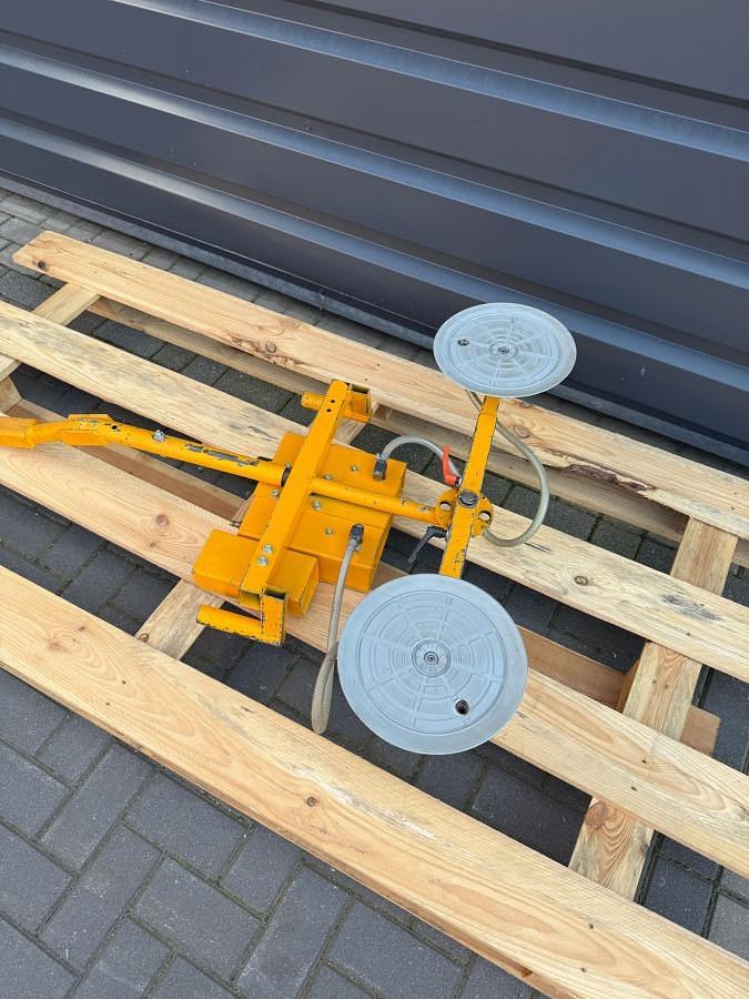 Used FEDERHENN GLASS VACUUM LIFTER YEAR 2011